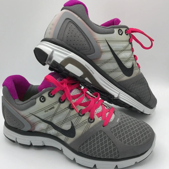 Nike Flywire Lunarlon NPL Dynamic Support Fitsole 3 athletic shoes, size 6 - Picture 6 of 7